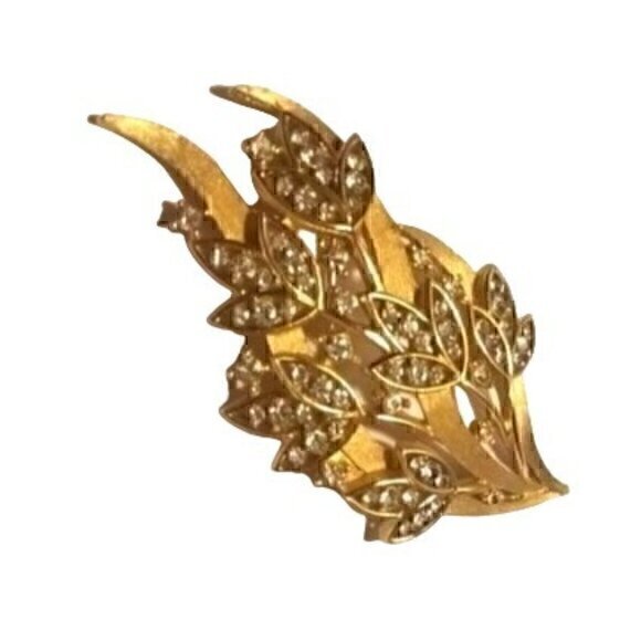 Vintage Crown Trifari Brushed Gold Tone Brooch Pin - Picture 1 of 6